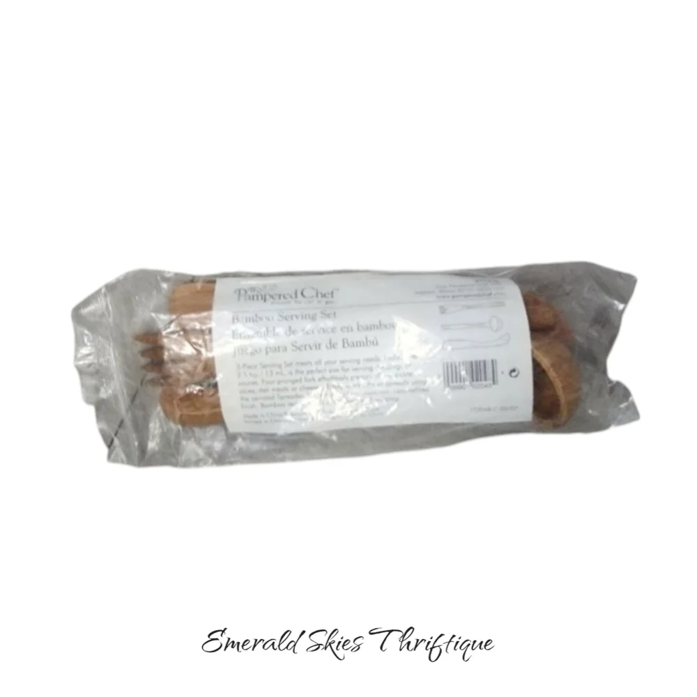 Pampered chef bamboo serving set
